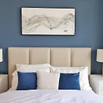Blissful Marina Haven