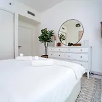 Luxury Living In Emaar Beachfront W Private Beach