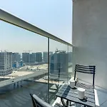 Business Bay With Canal View - Cityapartmentstay