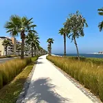 Chic & Modern Apartment In La Rive 4, Dubai