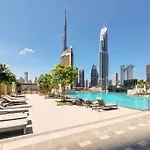 Elegant High Floor One Bedroom Apartment Next To Dubai Mall
