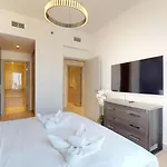 Primestay - Forte 2Br In Downtown Dubai