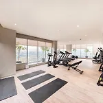 Luxe Marina View Home With Rooftop Pool