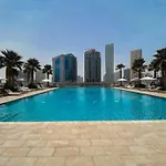 Stylish Studio Business Bay With Canal View - Gym & Pool