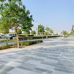 Blueground Building 24 Pool Gym City View Dxb-1385