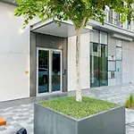 Blueground Building 24 Pool Gym City View Dxb-1385