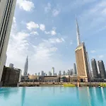 Infinity Pool With Burj Khalifa View - 1 Bedroom Apartment In Downtown - 5 Min Walk To Dubai Mall, Close To Burj Khalifa - Sleeps 4 People By Zen Stays