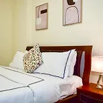 Luxury Escapes - Burj Khalifa View 90Sqm - 1Br Apt In Zaafaran, Downtown