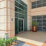 Blueground Dt Standpoint Balcony Elev Pool Dxb-1104