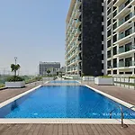 Comfortable Studio 10Mins Away From Dubai Mall