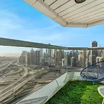 Stunning Panoramic Sea & Marina Skyline View