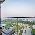 Premium 1Br At Damac Hills Loreto 1B In Dubailand By Deluxe Holiday Homes