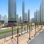 Superb 1Bed With Pool & Gym Near The Burj Khalifa