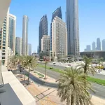 Superb 1Bed With Pool & Gym Near The Burj Khalifa