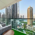 Exquisite 2 Bedroom Apartment I Burj Khalifa & Fountain Views I Free Gym, Pool, Parking, Wi-Fi And Ps5 I By Skyline Serenity
