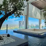 360 Downtown Dubai Luxury Apt- Infinity Pool Burj View