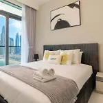 Higuests - Marina Retreat, Luxurious 3Br Steps From The Beach