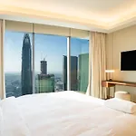 High-End 2-Bed Home Next To Burj Khalifa 195Aot2-2