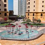 Luxury 1 Bedroom With Beautiful Marina View!