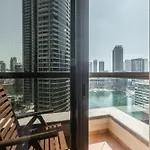 Luxury 1 Bedroom With Beautiful Marina View!