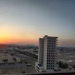 Starz Tower Cozy Apartment In Dubai