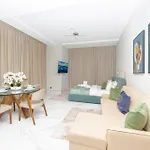 Elegant Studio Near Burj Khalifa And Dubai Mall
