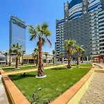 Stylish 3-Bedroom Apartment In Palm Jumeirah