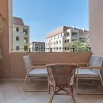 Cozy 1-Bedroom Apartment For 5 In Motor City!