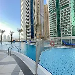 Dazzling 2-Bedrooms With Eye-Catching Artwork In Dubai Marina!