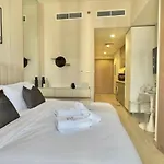Studio Apartment At Azizi 32 In Central Meydan By Vibel