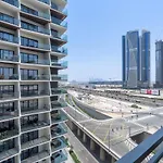 Relaxing Modern Apartment For 4 In Business Bay