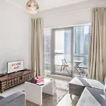 Relaxing 1-Bedroom Perfect For A Family In Dubai Marina