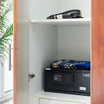 Upscale Apartment In Jlt Near Metro