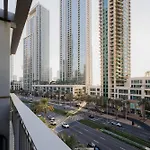 Sophisticated Studio In The Heart Of Dubai, Walk From Burj