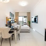 Modern Studio Apartment In Business Bay With Well Organized Space!