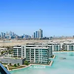 Manzil - 2Br In District One With Lagoon & Burj Views