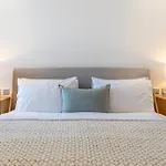 2Br Api 1000 Community View Jumeirah