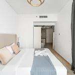 Modern Studio Apartment In Jlt