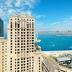 Lux The Premium Dubai Eye View Suite