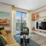 Stunning 1 Bedroom Apartment W Burj Khalifa View