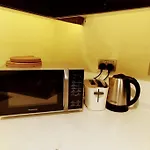 Luxury 1Br Majestine Apartment