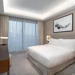 Spacious 3 Bedroom Apartment In Downtown With Burj Khalifa View