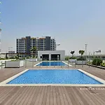 Stylish Studio Getaway 10 Minutes To Dubai Mall