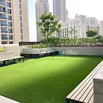 Classy 1Br Apartment At Creek Horizon Tower 1, Dubai Creek Harbour By Deluxe Holiday Homes