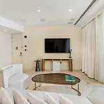 Daniels Spacious 2Br At Five Palm With Biggest Layout