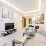 Daniels Charming 1Br At Jumeirah Garden City