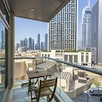 Stylish & Upgraded 2Br Apartment Near Dubai Mall - Allsopp & Allsopp
