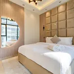 Chic 1 Bed Oasis In Azizi Riviera