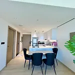 Cozy & Stylish 1Br Apt Jvc Pool & Parking