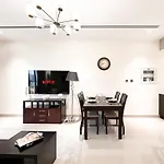 Trophy Sunset Serenity Suite In Downtown With Panromic Skyline Views